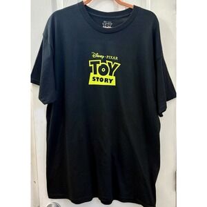 Toy Story/Pixar Pizza Planet Claw Machine Aliens Shirt Size XL NWOT